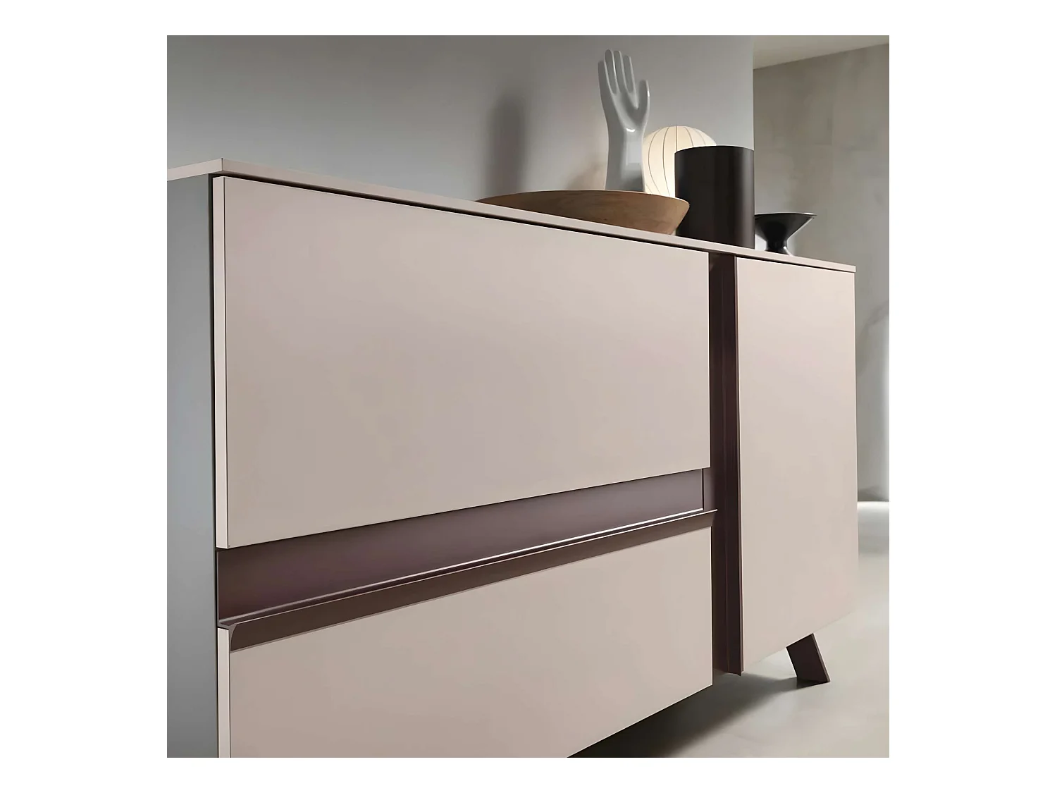 Madia moderna in legno "Abaco" 2 ante 1 cassetto con piedi in metallo verniciato