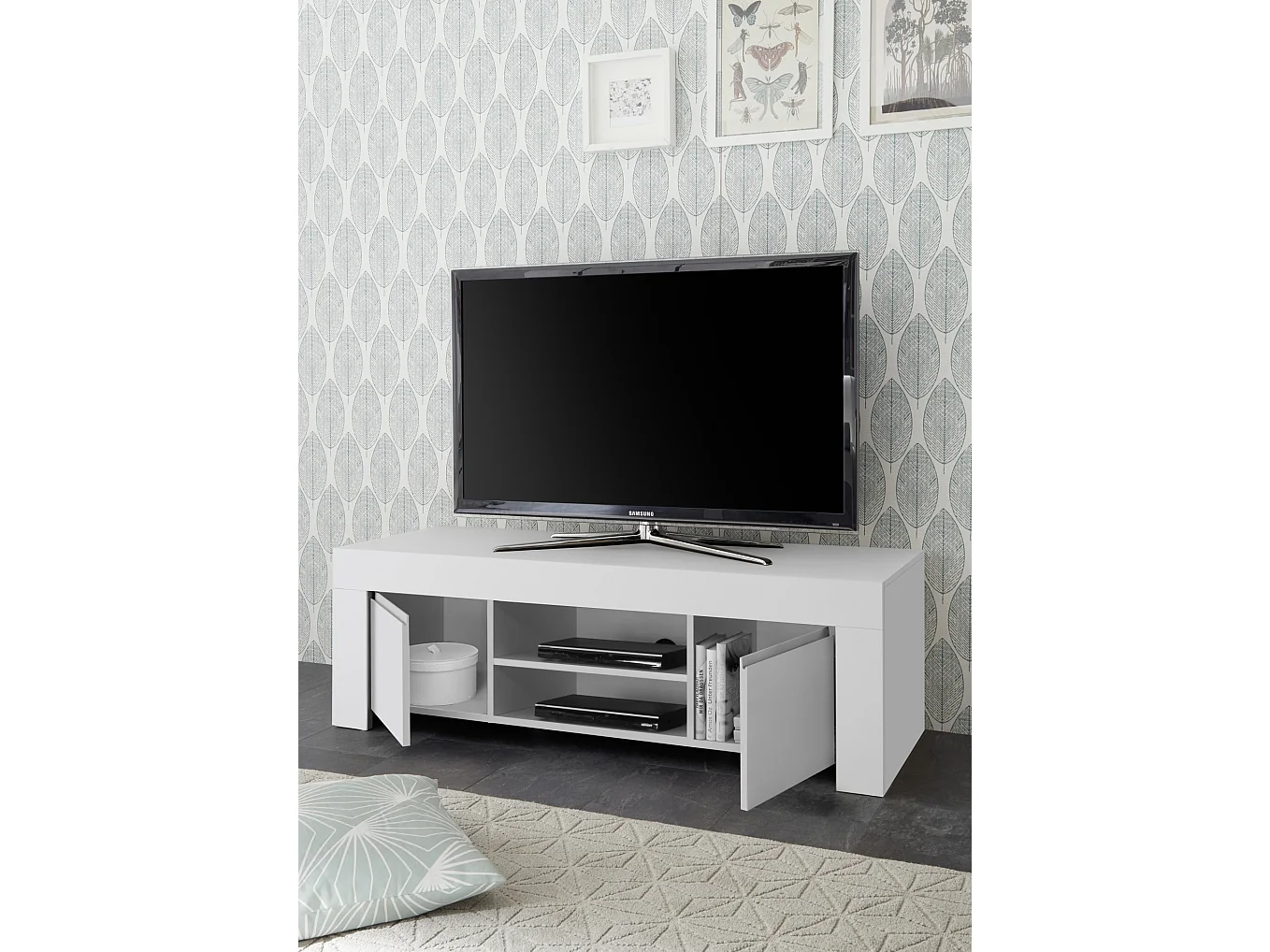 Mobile porta TV design moderno a due ante con maniglia a gola 138x44 PTL8 bianco lucido