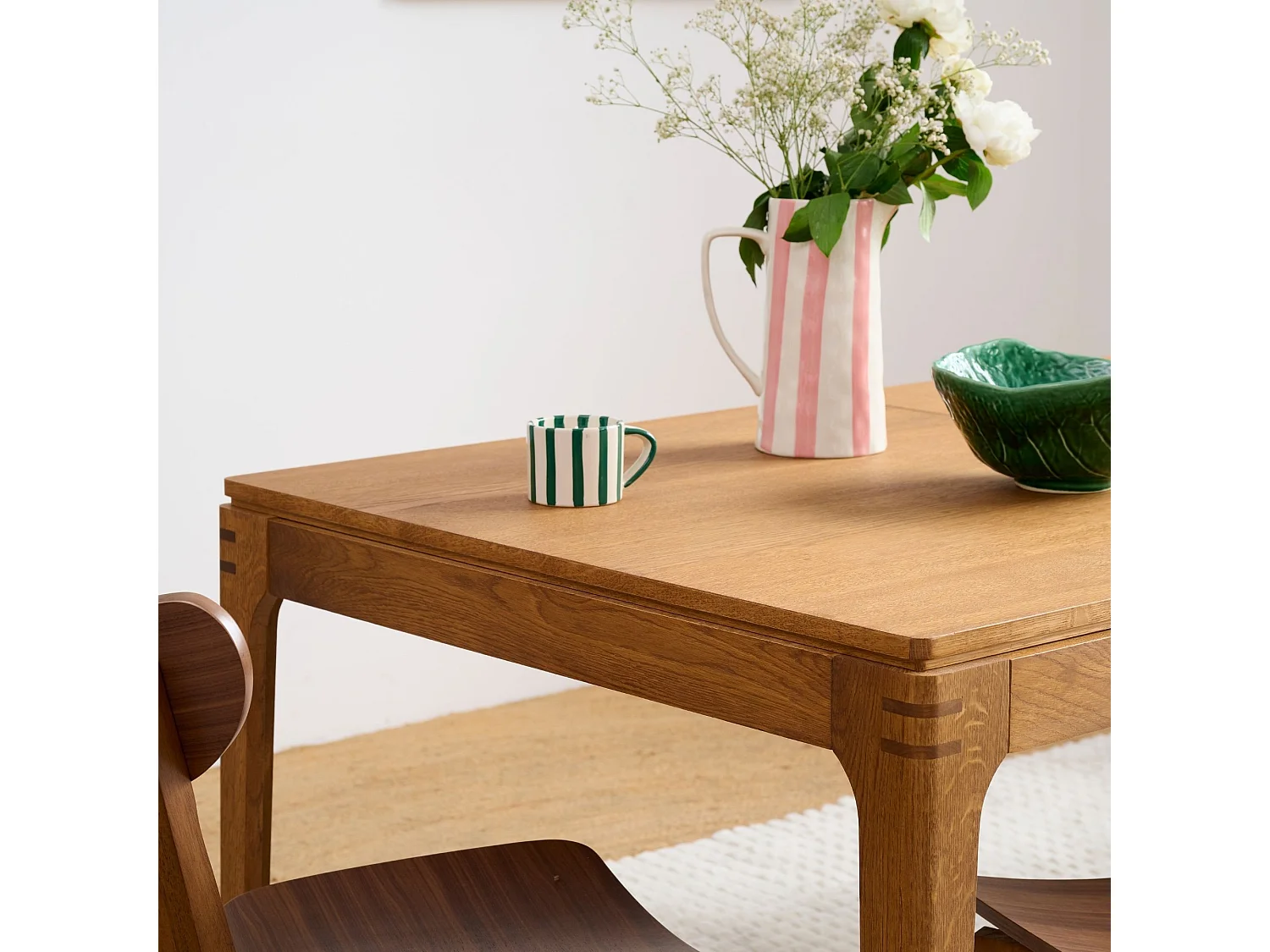 Table rectangulaire extensible bois finition noyer L156/230 10 places - BONIE