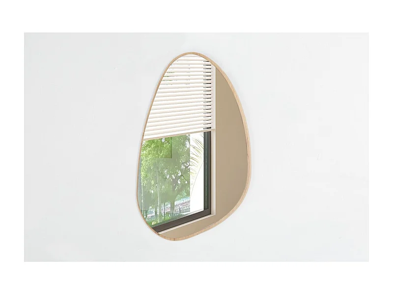 Espejo asimétrico NARA – 60x80 cm – Acabado en roble envejecido – MDF con decoración de madera – Diseño orgánico