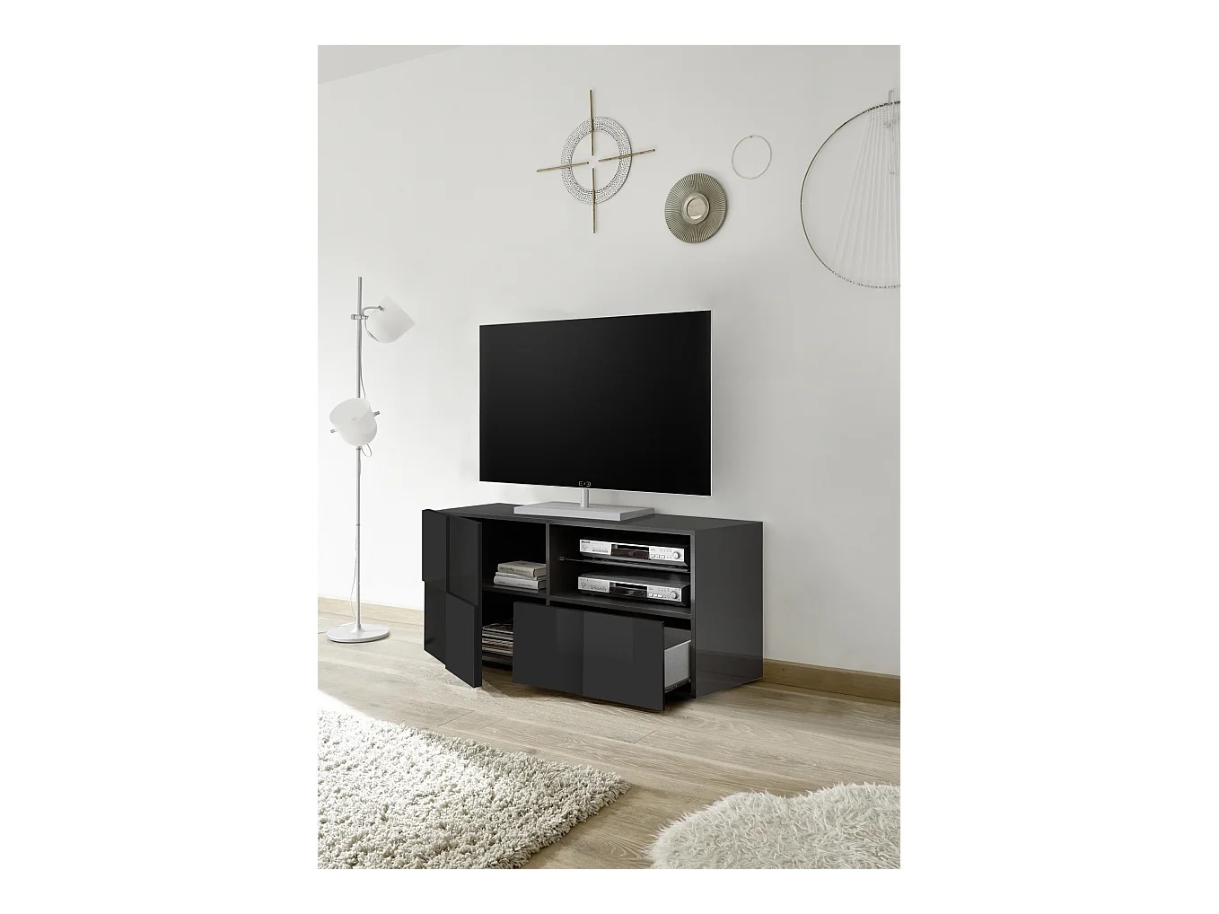 Mobile porta TV moderno con anta singola e cassetto design geometrico 121x57 PTL5 grigio lucido