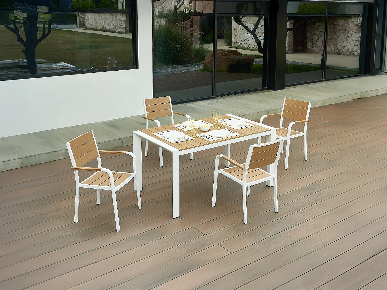 Table de jardin en aluminium L.150 cm - Naturel clair et blanc - NYROS de MYLIA