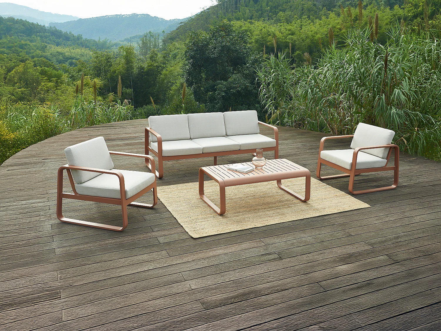 Salon de jardin en aluminium : 1 canapé 3 places et 1 table basse - Cuivré avec coussins beiges - LOMIA de MYLIA
