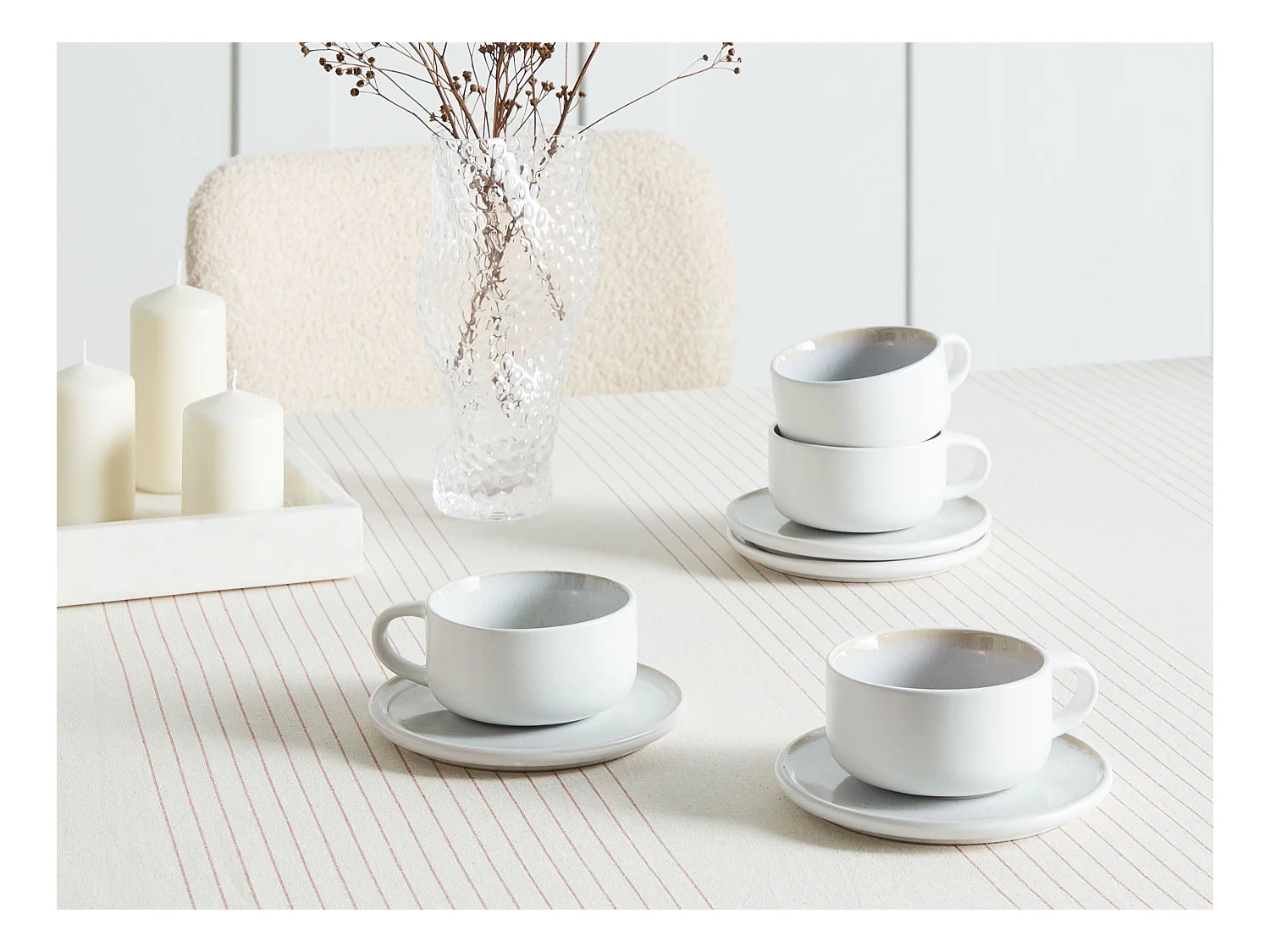 Tassen mit Unterteller Set für 8 Personen Steinzeug weiß Geschirr Set Sesame