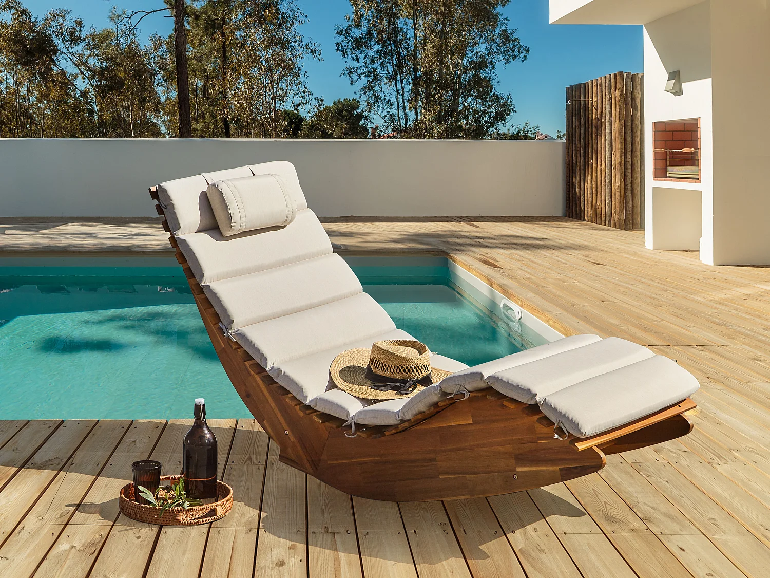 Sonnenliege mit Kissen BRESCIA PREMIUM Akazienholz Hellbeige