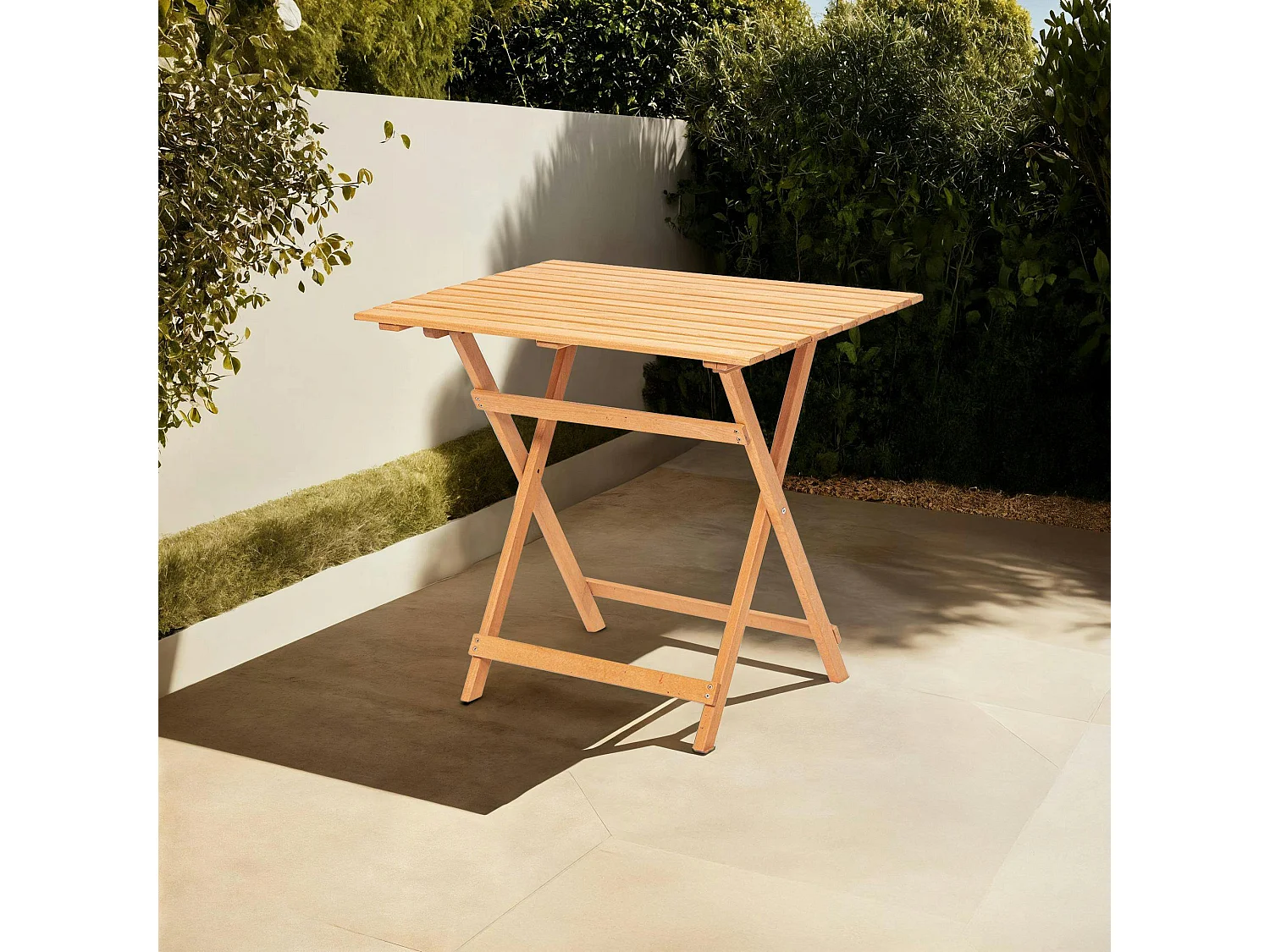 Petite table de jardin pliante en bois 80 cm SORA