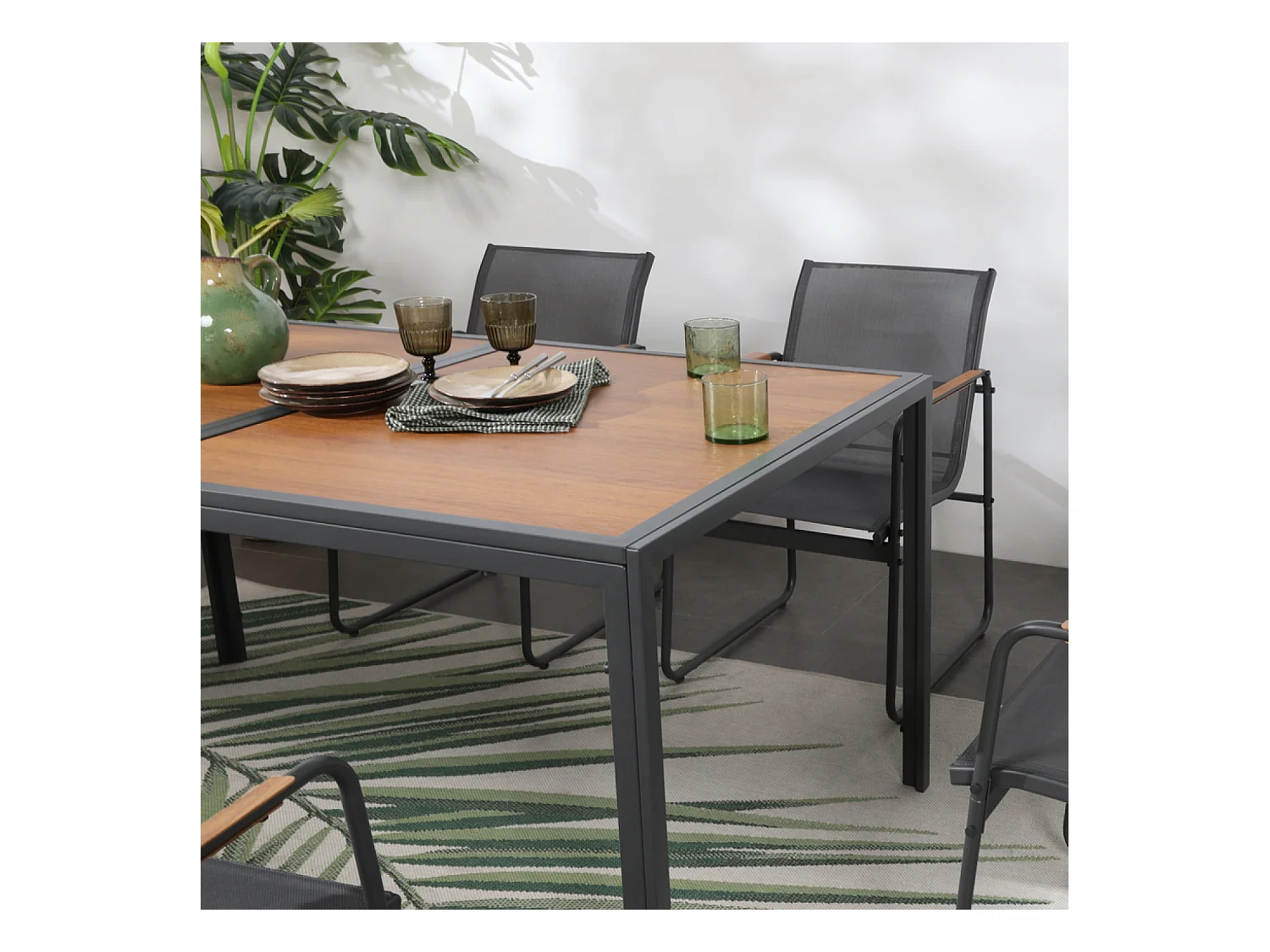 Salon de jardin 6 places anthracite et bois FOGGIA