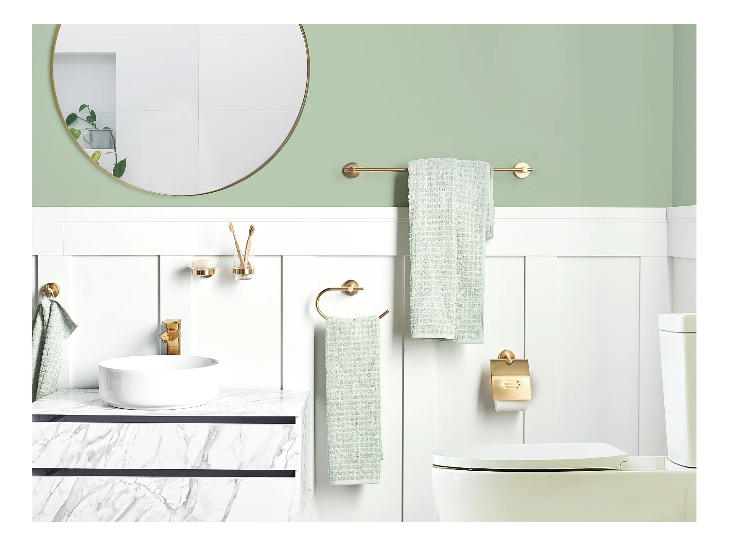 Badaccessoires Set 6-teilig ZARUMA mit Handtuchstangen und -haken Gold