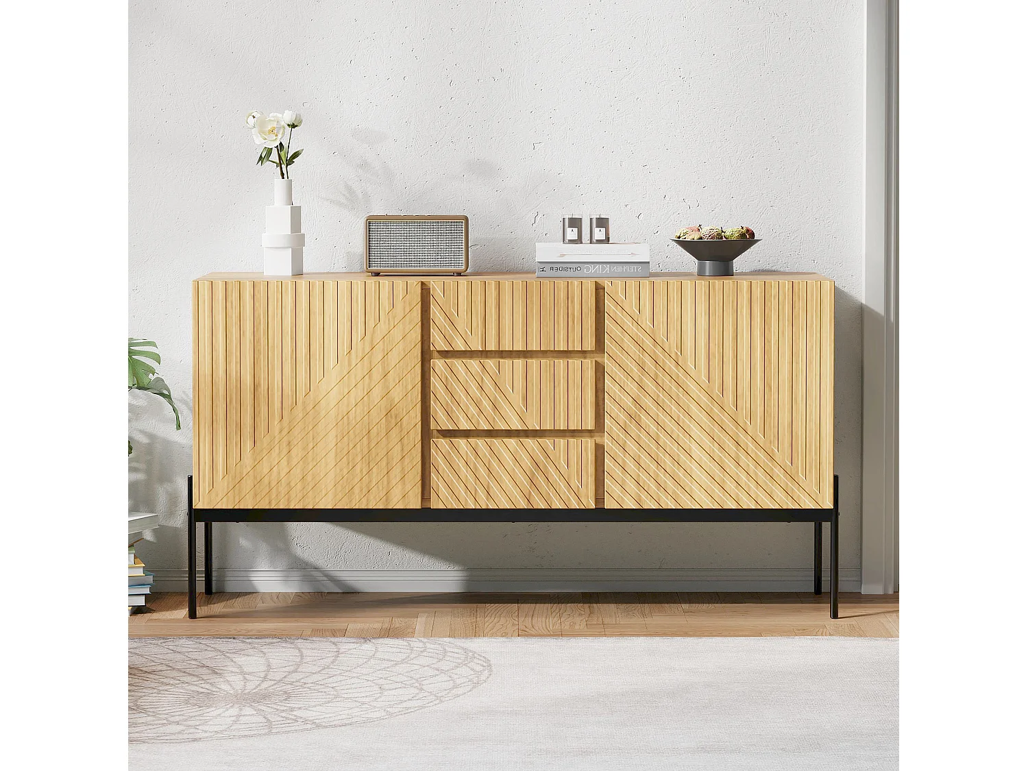 Buffet rectangulaire naturel 140 cm - Buffet 2 portes et 3 tiroirs - pieds en métal noir - pour salle à manger et salon