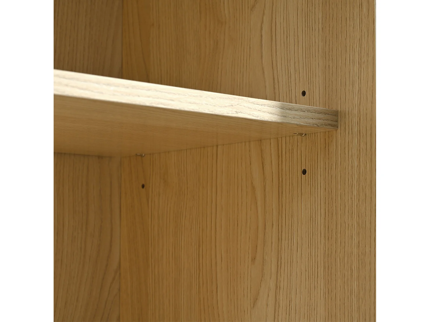 Aparador de ratán - Aparador de roble con 1 cajón y 2 puertas - estantes regulables - patas de madera