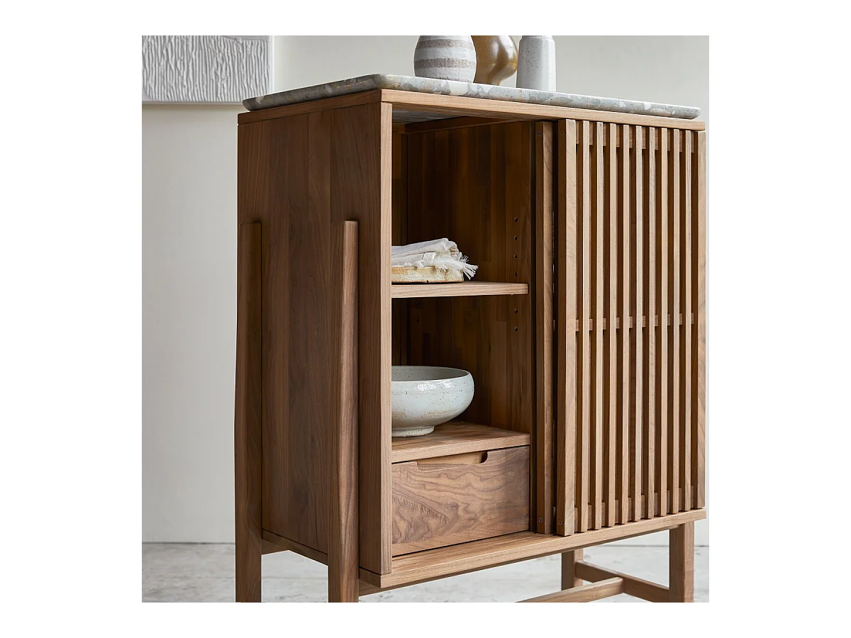 Anrichte Isaure aus massivem Nussbaumholz und Premium-Terrazzo 80 cm