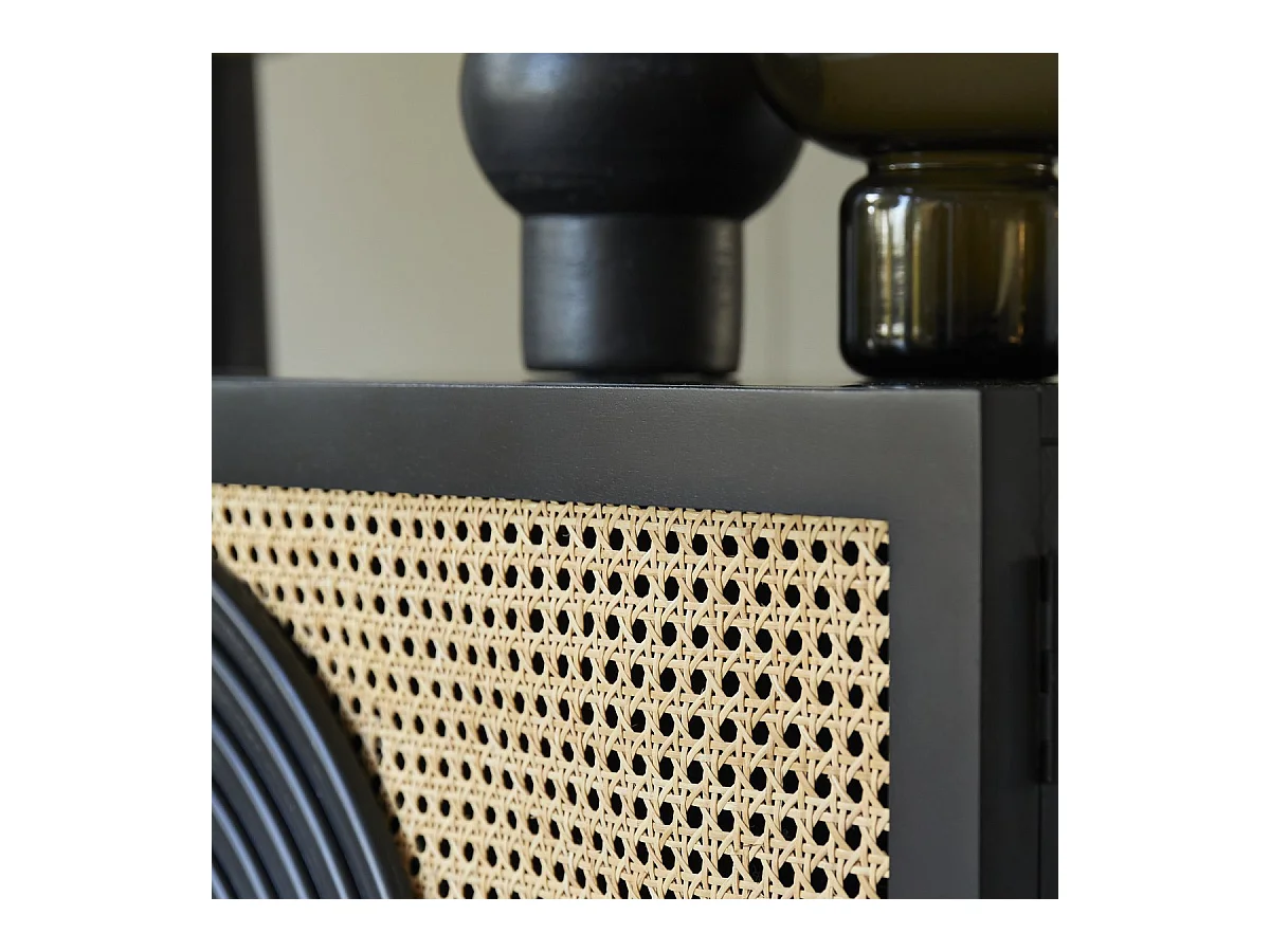 Anrichte aus massivem Mangoholz schwarz und Rattan Sina 115 cm