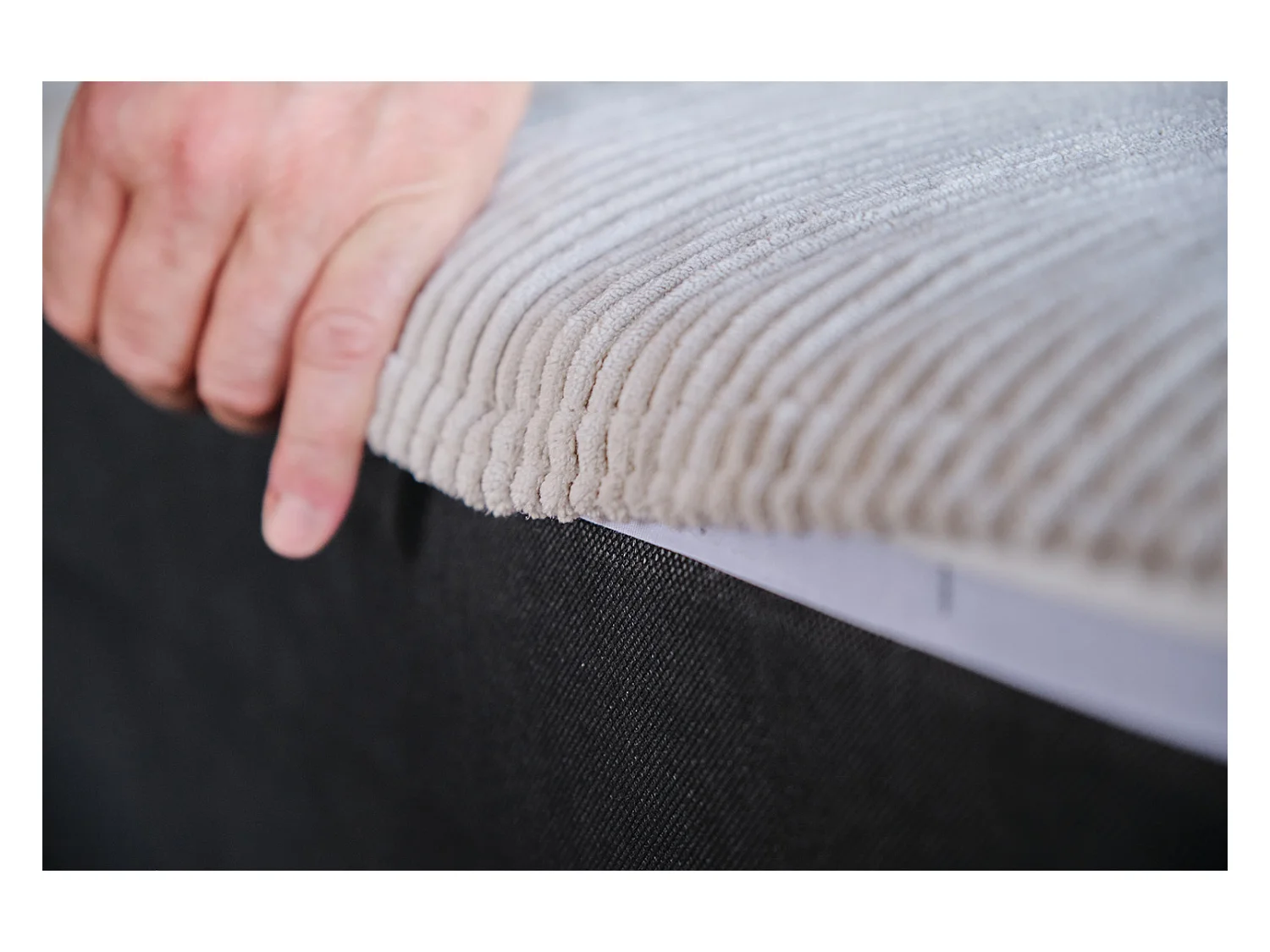 Coussin - gris clair Velours côtelé - WIOLO SOFT