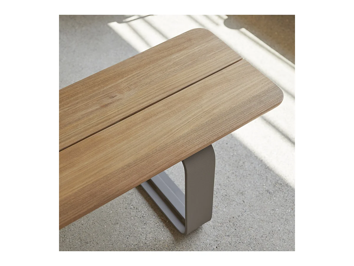 Bank Harper aus massivem Teakholz und Aluminium