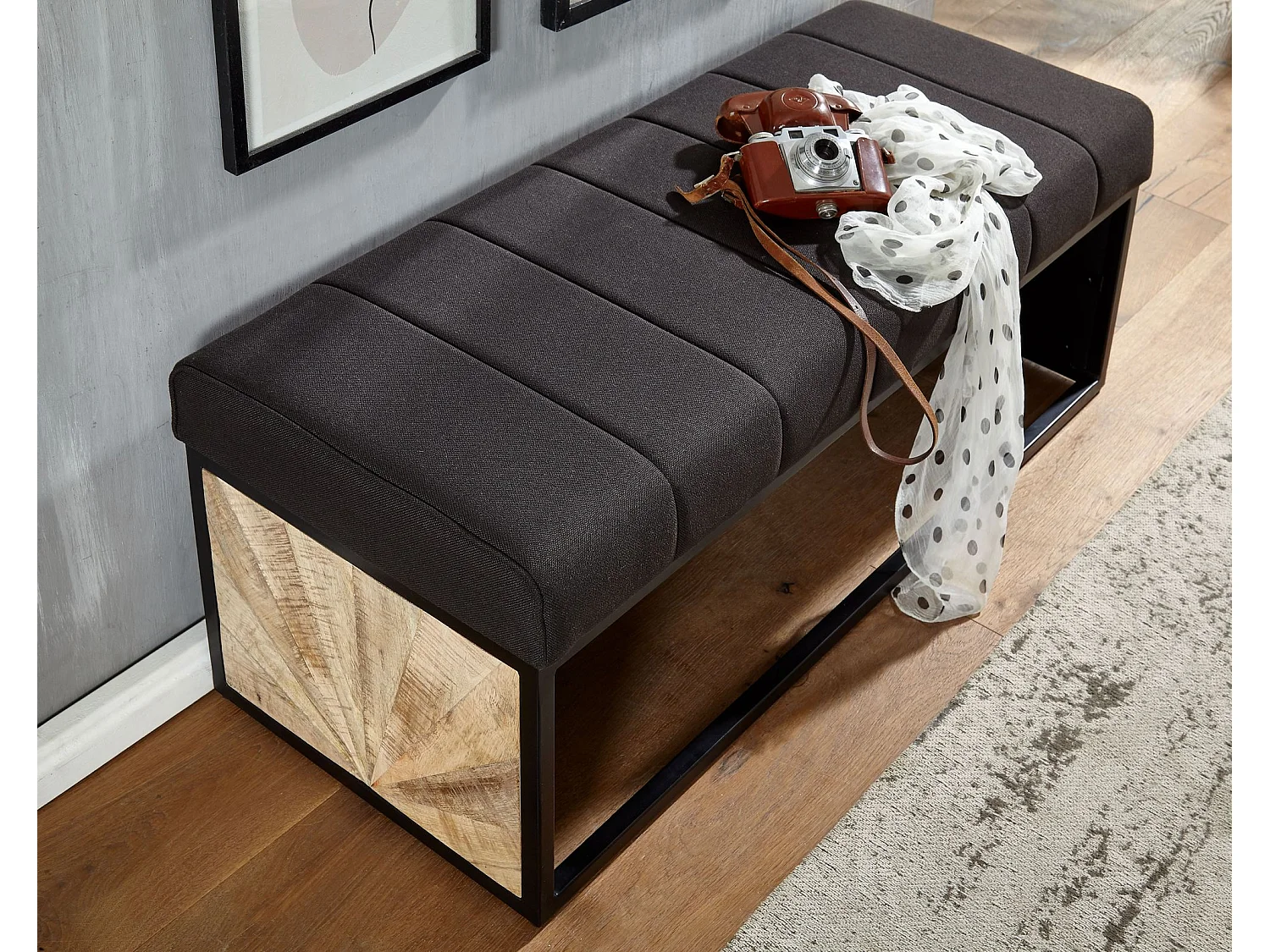design noir 105 x 40 x 40 cm | Banc rembourré avec structure en métal | Banc de lit chambre |