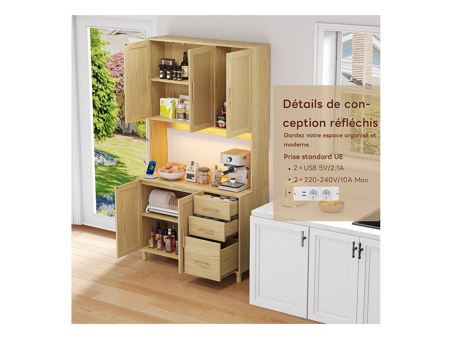 URBAN MEUBLE Vitrine haute en effet bois et rotin, éclairage LED, prises intégrées