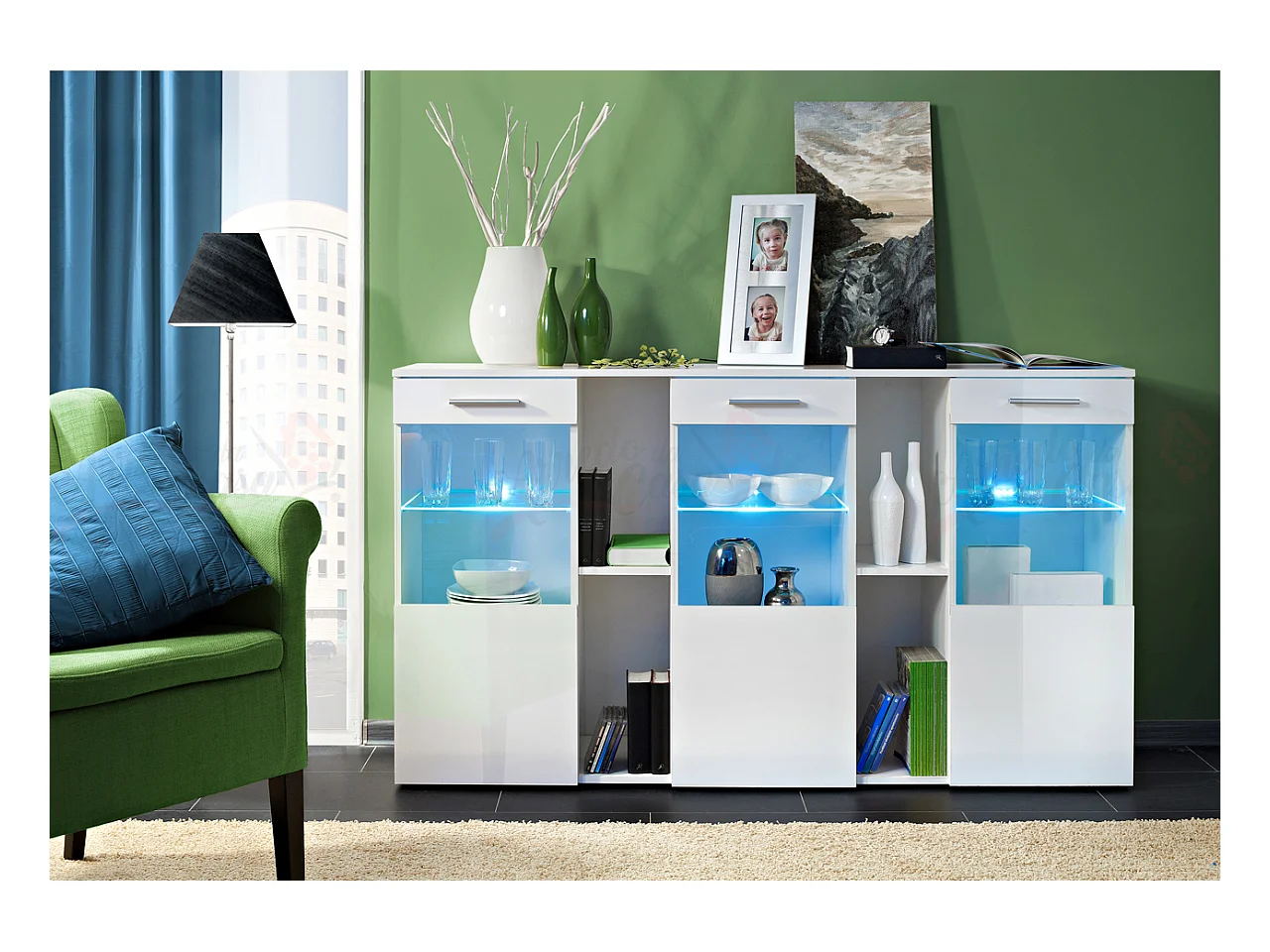 Madia per soggiorno design moderno con tre ante in vetro illuminate a LED 160x92 bianco MP6