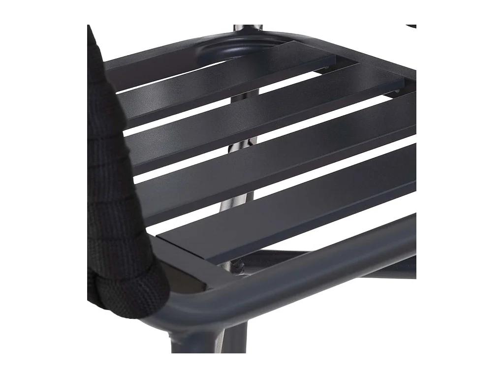 Zwarte smeedijzeren bank met unieke stijl en comfort