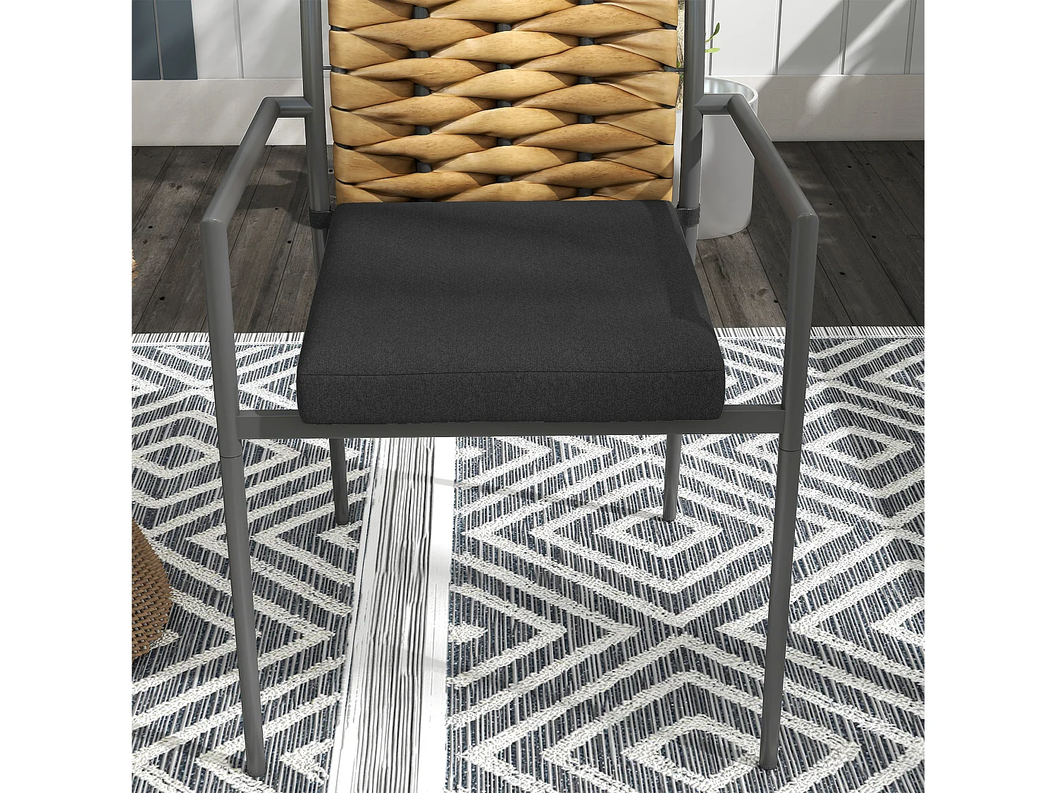 Lot de 2 chaises avec accoudoirs, dossier en rotin, cadre en acier avec coussinet rembourré amovible, noir
