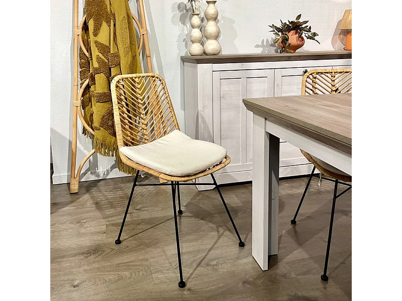 Chaise en rotin naturel tressé avec pieds métal noir – KANDY 2