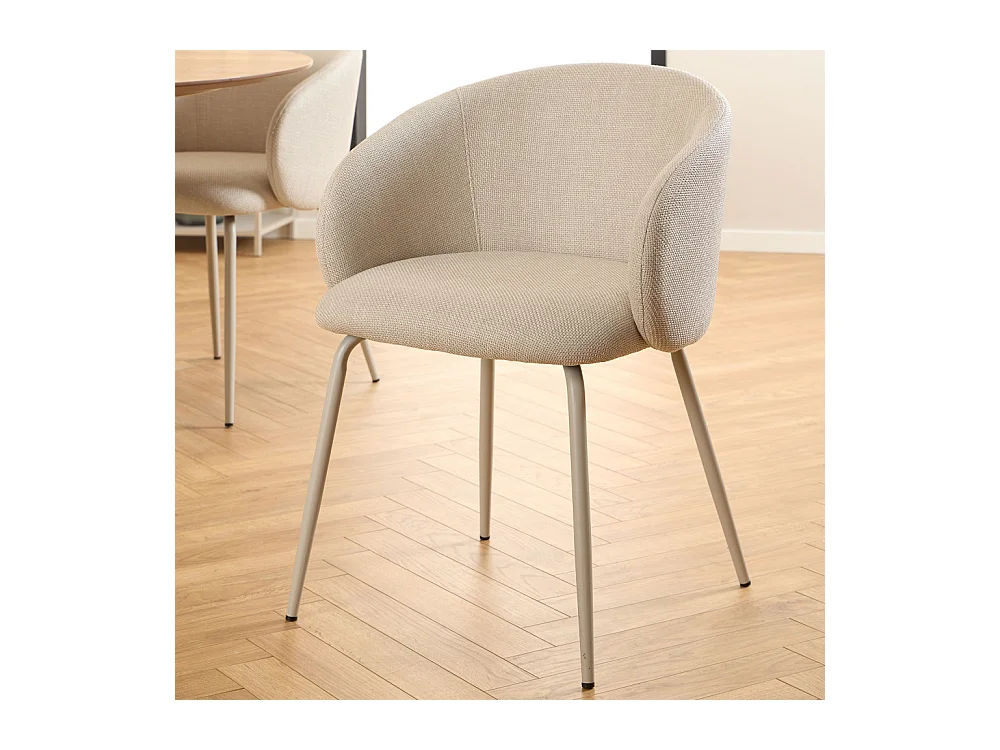 Vako - Lot de 2 fauteuils de table en tissu pieds beiges - Beige