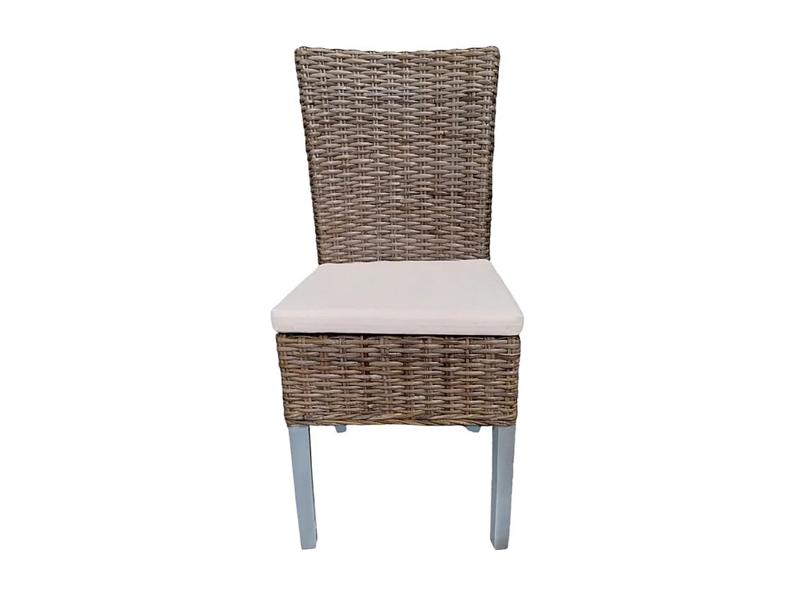 Lot 2 chaises en kubu tressé et pieds bois gris clair – BORA BORA 2