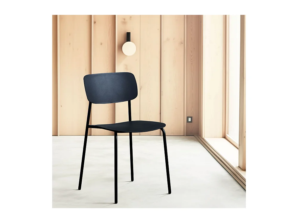 Elin - Lot de 4 chaises en plastique et métal - Noir