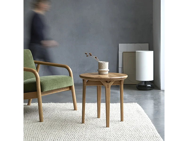 Bout de canapé en bois de chêne massif Clara