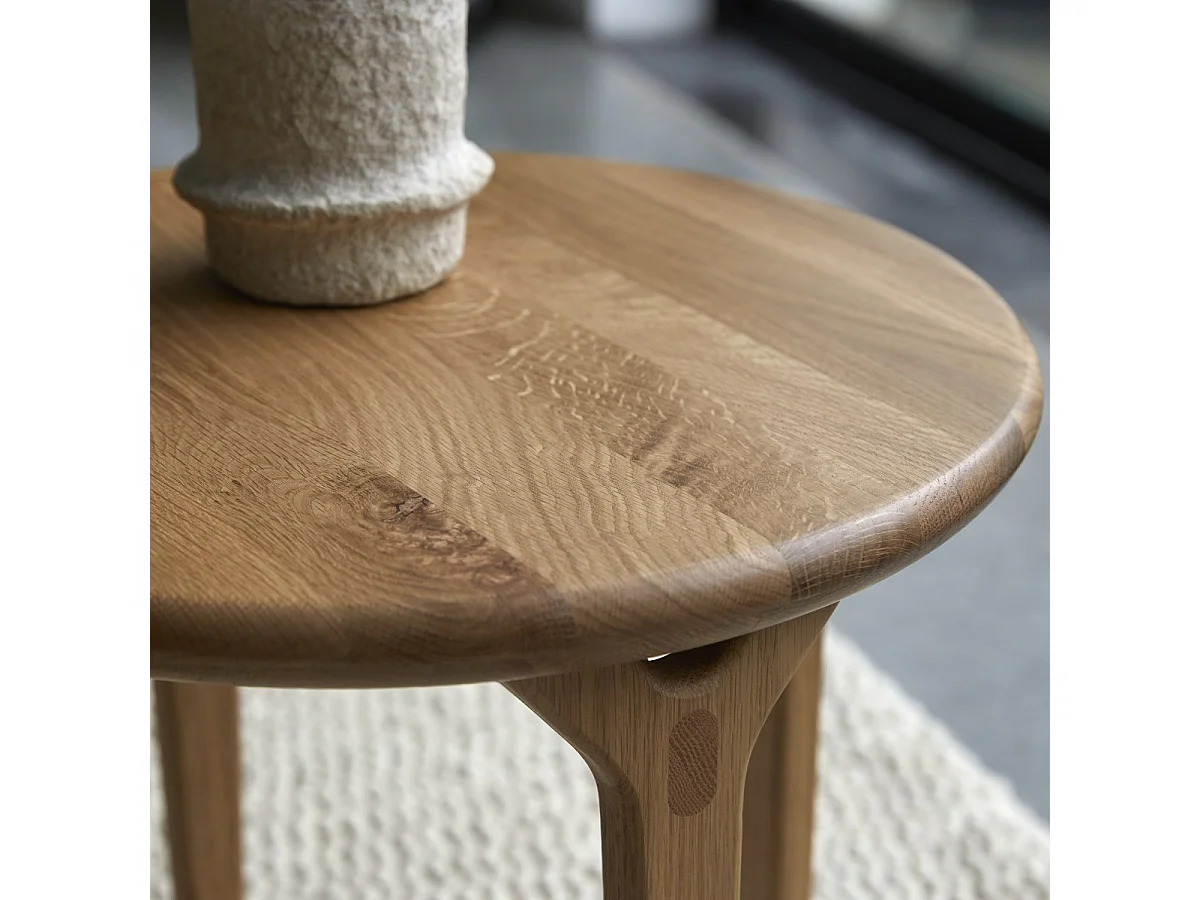 Tavolino in legno di rovere massello Clara