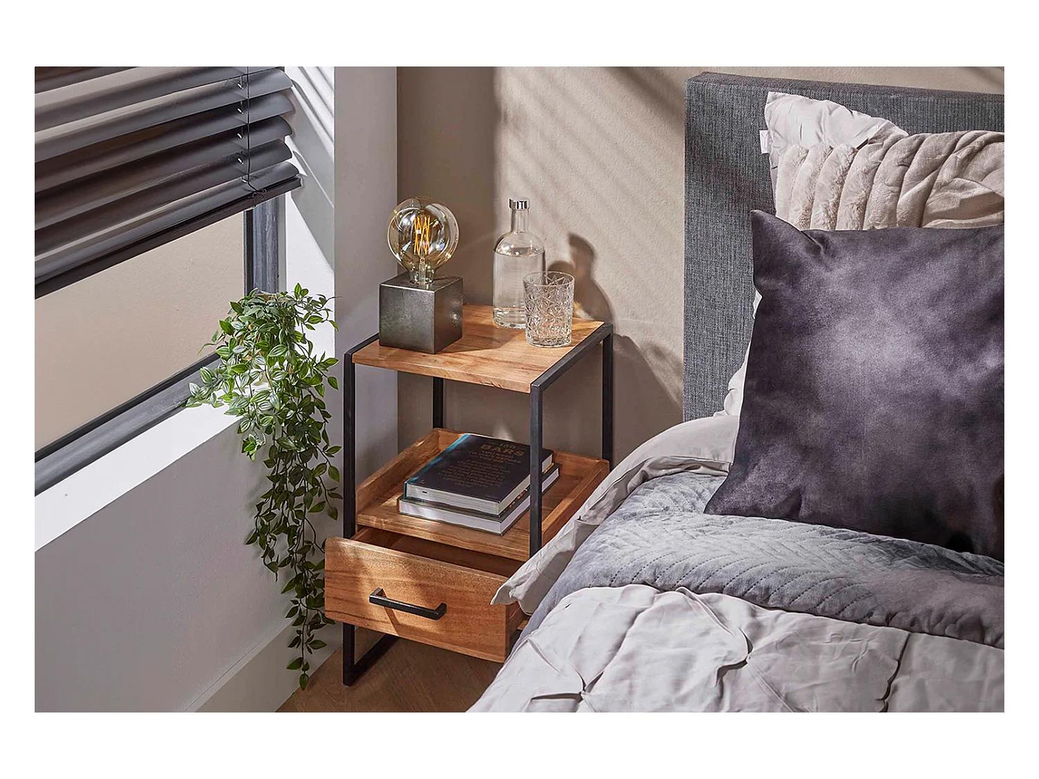 Table de nuit - Bois Bois - 35 x 35 cm - SHER