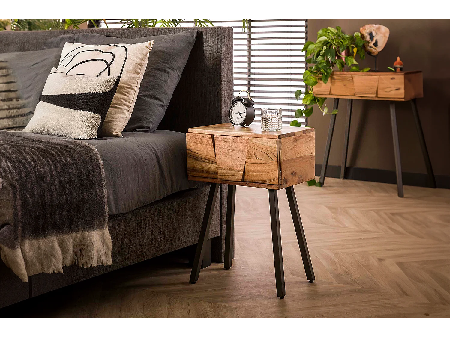 Mesilla de noche - Madera Madera - 30 x 40 cm - ANYL