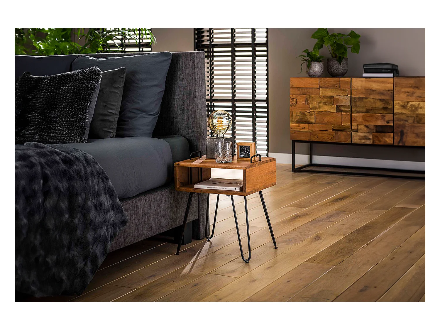 Table de nuit - Bois Bois - 34 x 40 cm - QARO