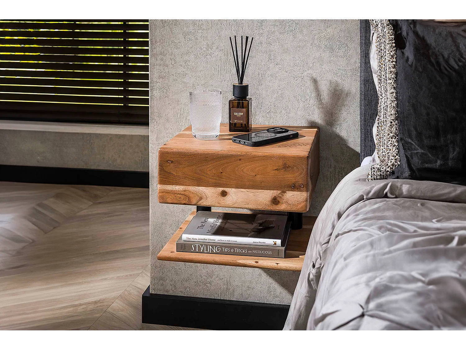 Mesilla de noche - Madera Madera - 32 x 35 cm - SILVEA