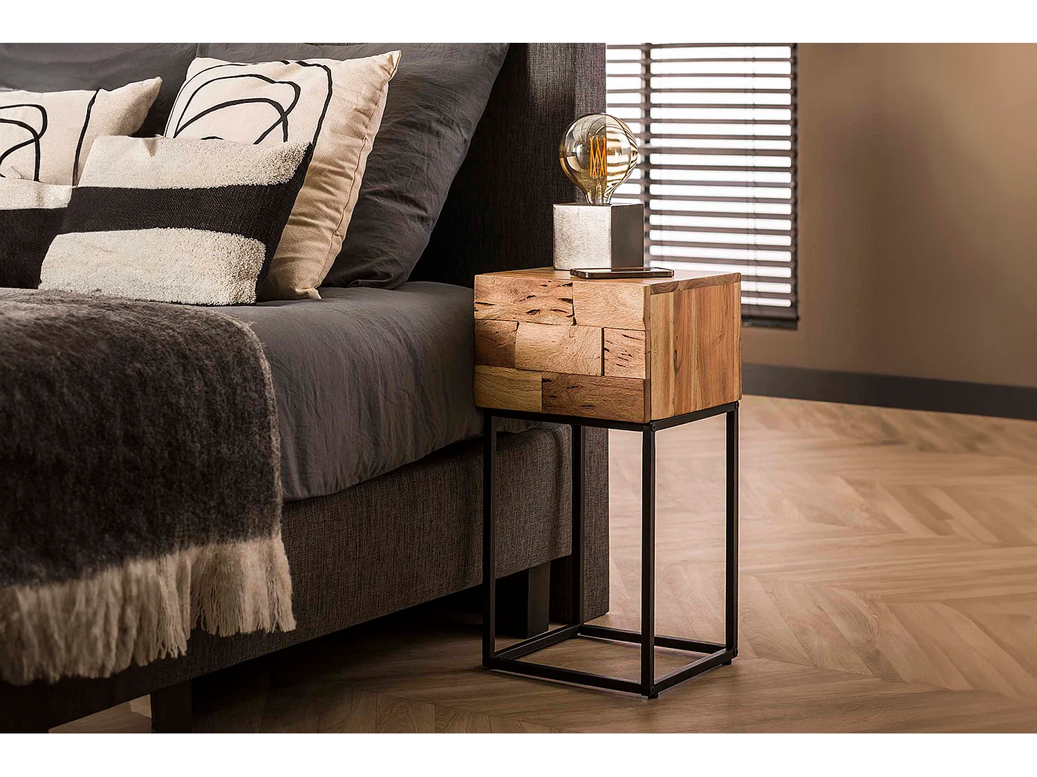 Mesilla de noche - Madera Madera - 30 x 30 cm - MILLA