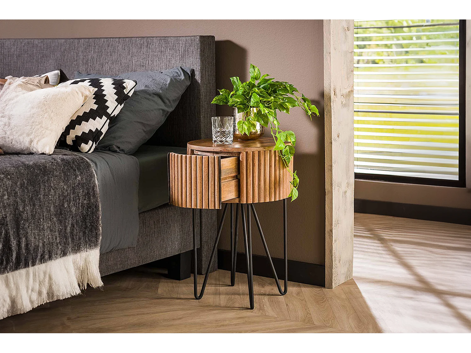 Mesilla de noche - Madera Madera - 40 x 40 cm - SWEAK