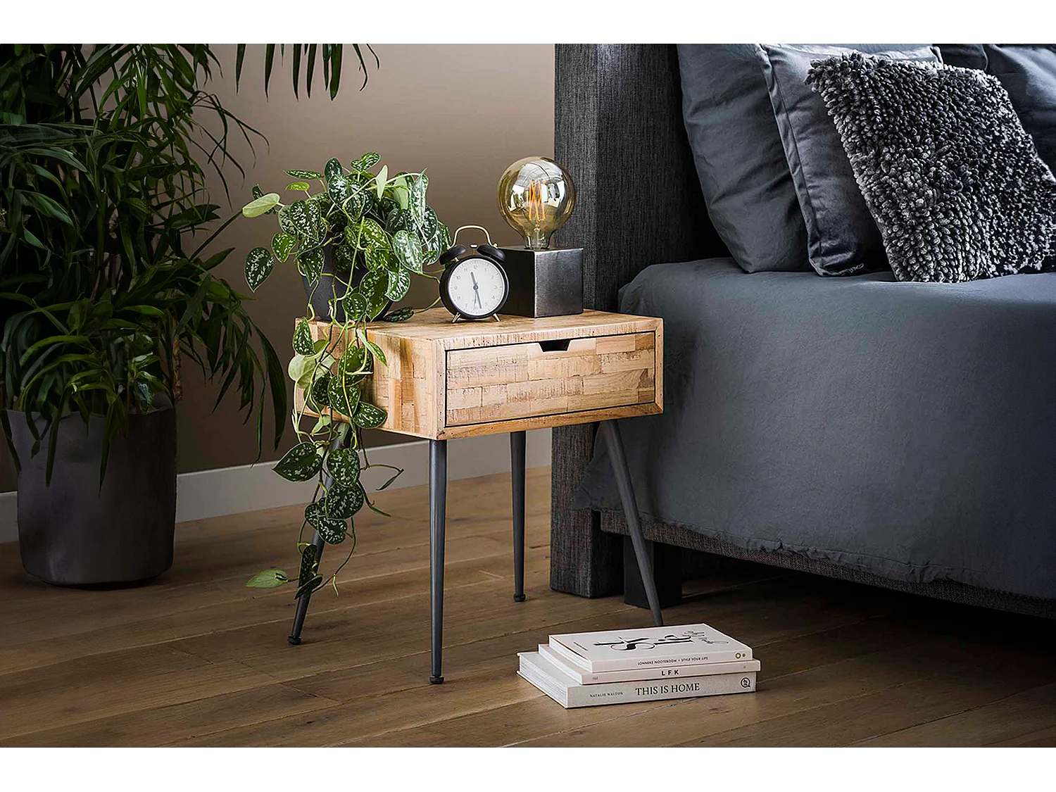 Mesilla de noche - Madera Madera - 35 x 45 cm - TICAR