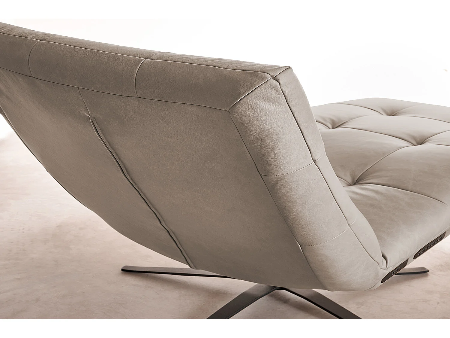 Relaxliege - Grau Leder - LETICIA