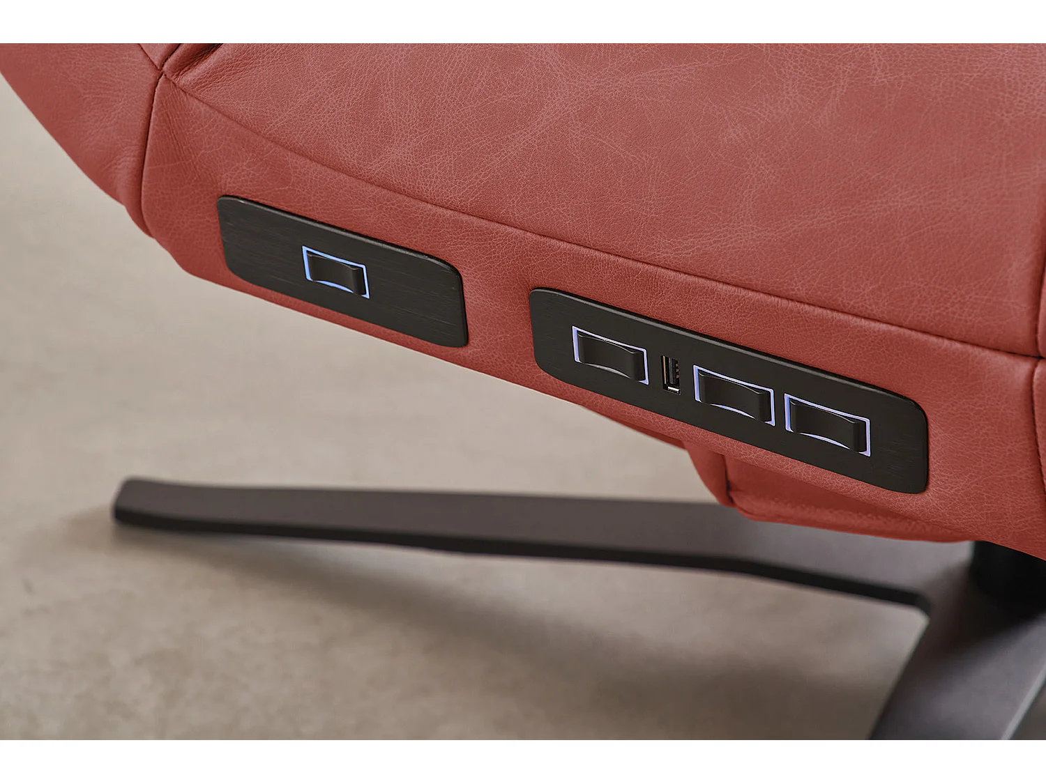 Chaise longue - Rouge cuir - LETICIA