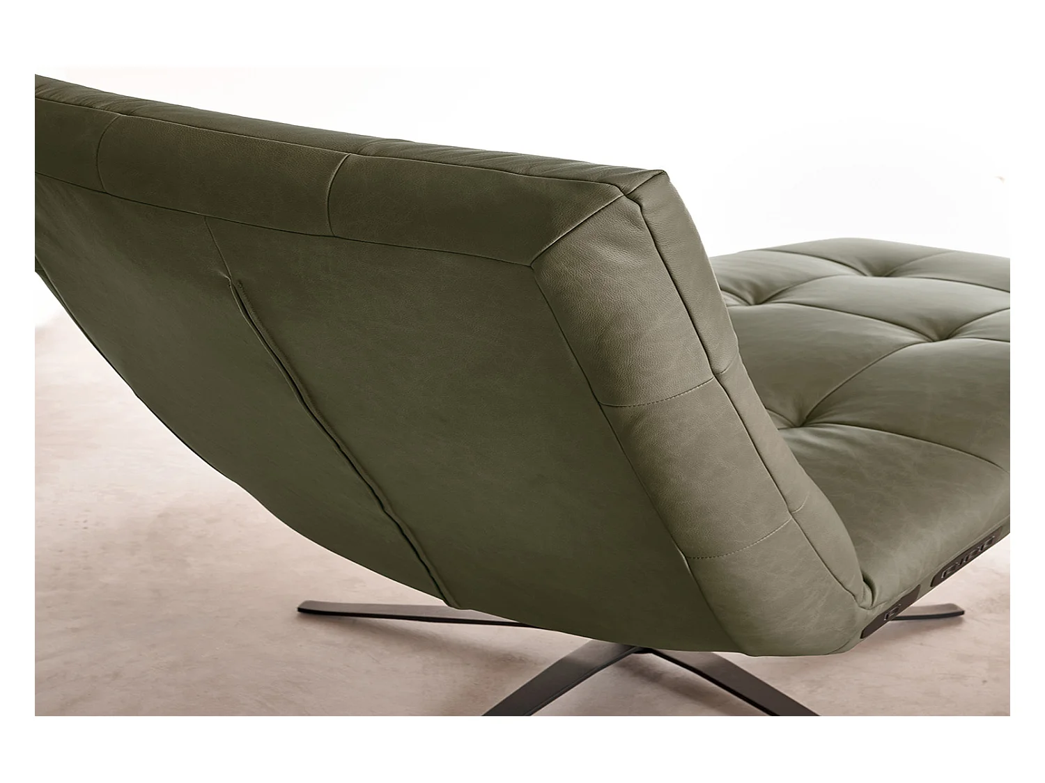 Chaise longue - Vert cuir - LETICIA