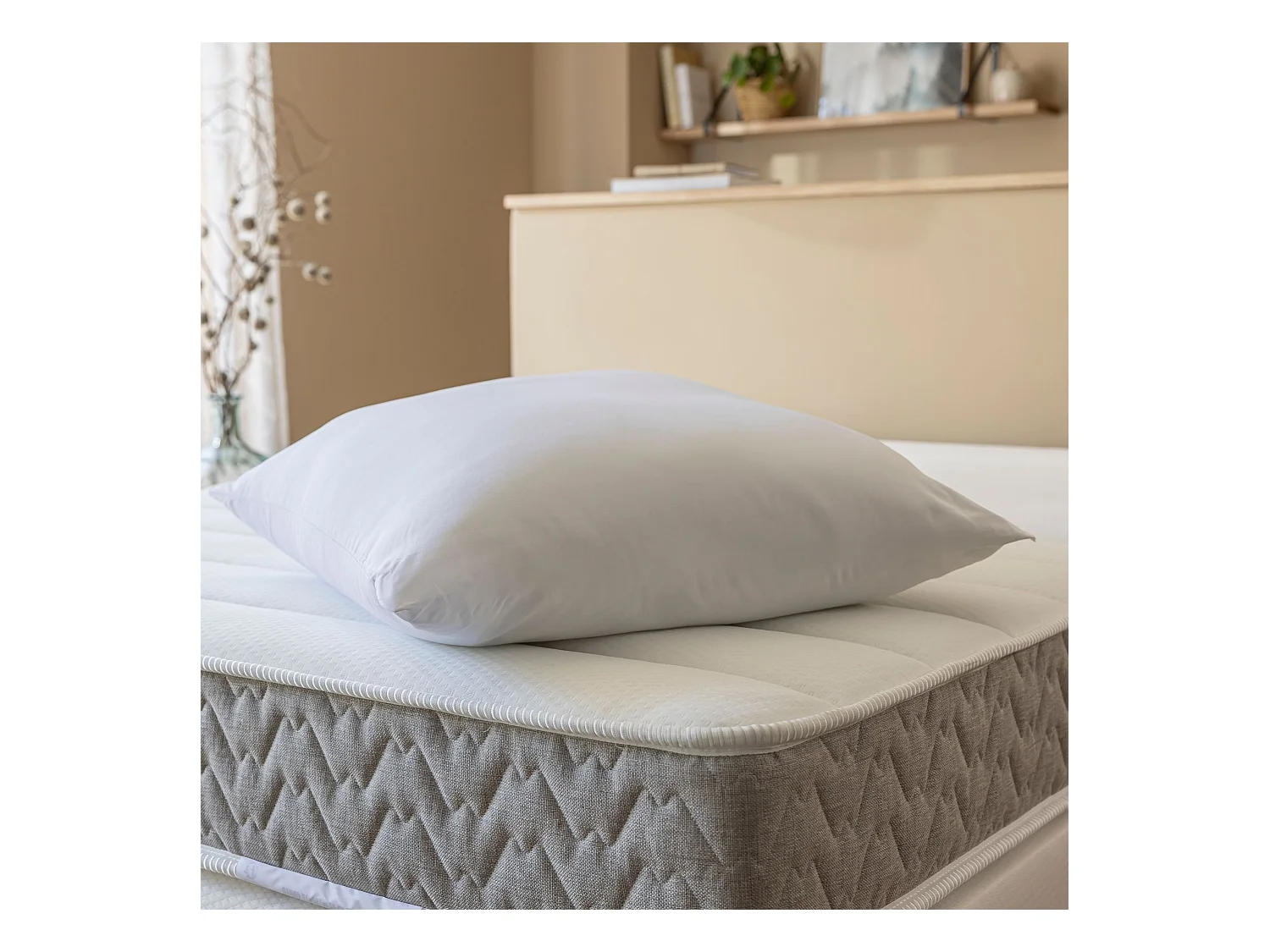 Pack couette tempérée mi-saison et oreiller anti-acariens 260x240 cm