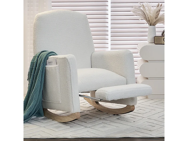 Sedia a dondolo in tessuto Teddy bianco, sedia a dondolo con poggiapiedi retrattile, gambe in legno