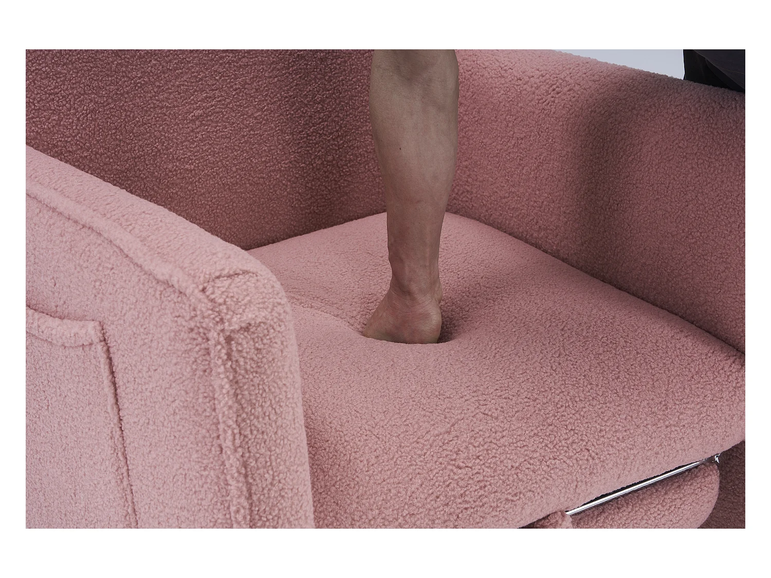 Fauteuil à bascule en Tissu Teddy rose, rocking chair avec Repose-pieds rétractable, pieds en bois