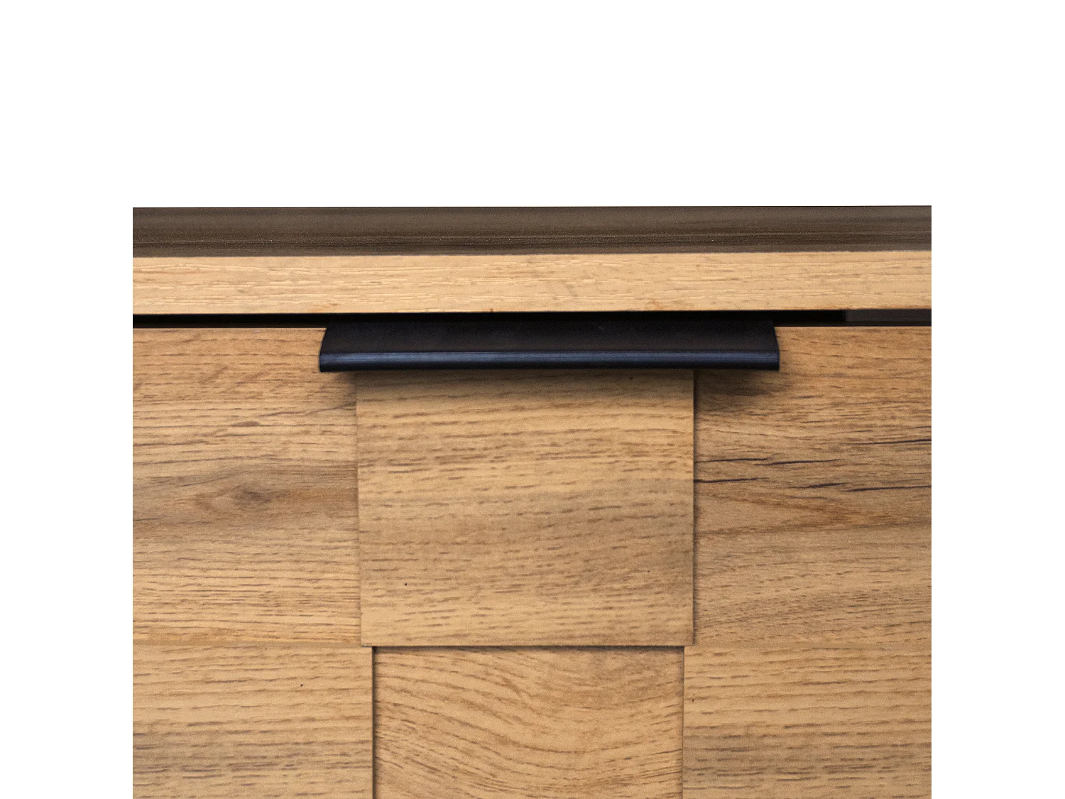 Meuble TV avec 2 portes et 2 niches, corps en finition bois avec pieds noir - 160.5x35.5x45cm