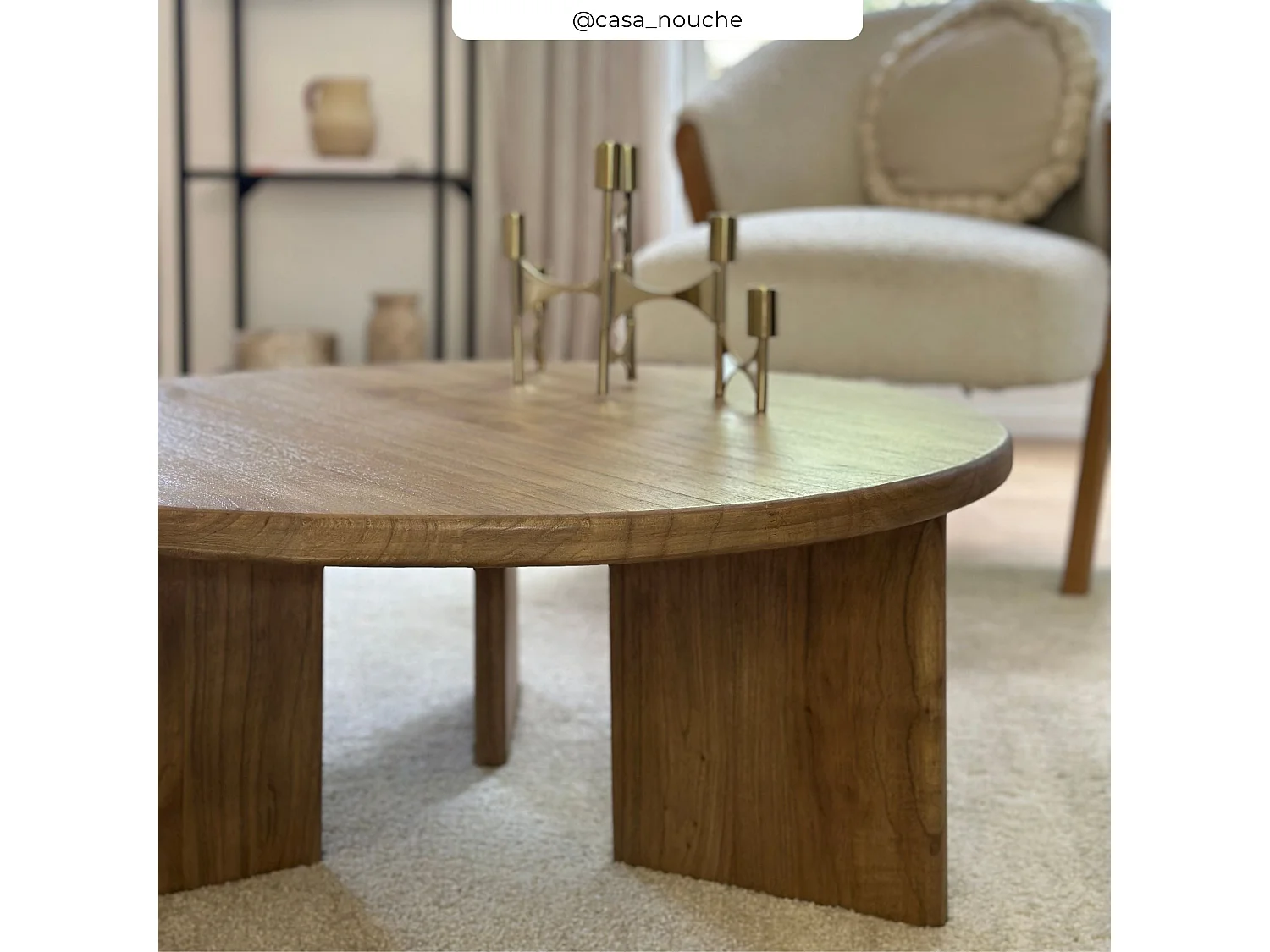 Mesa baja redonda de madera maciza de mindi - Galia