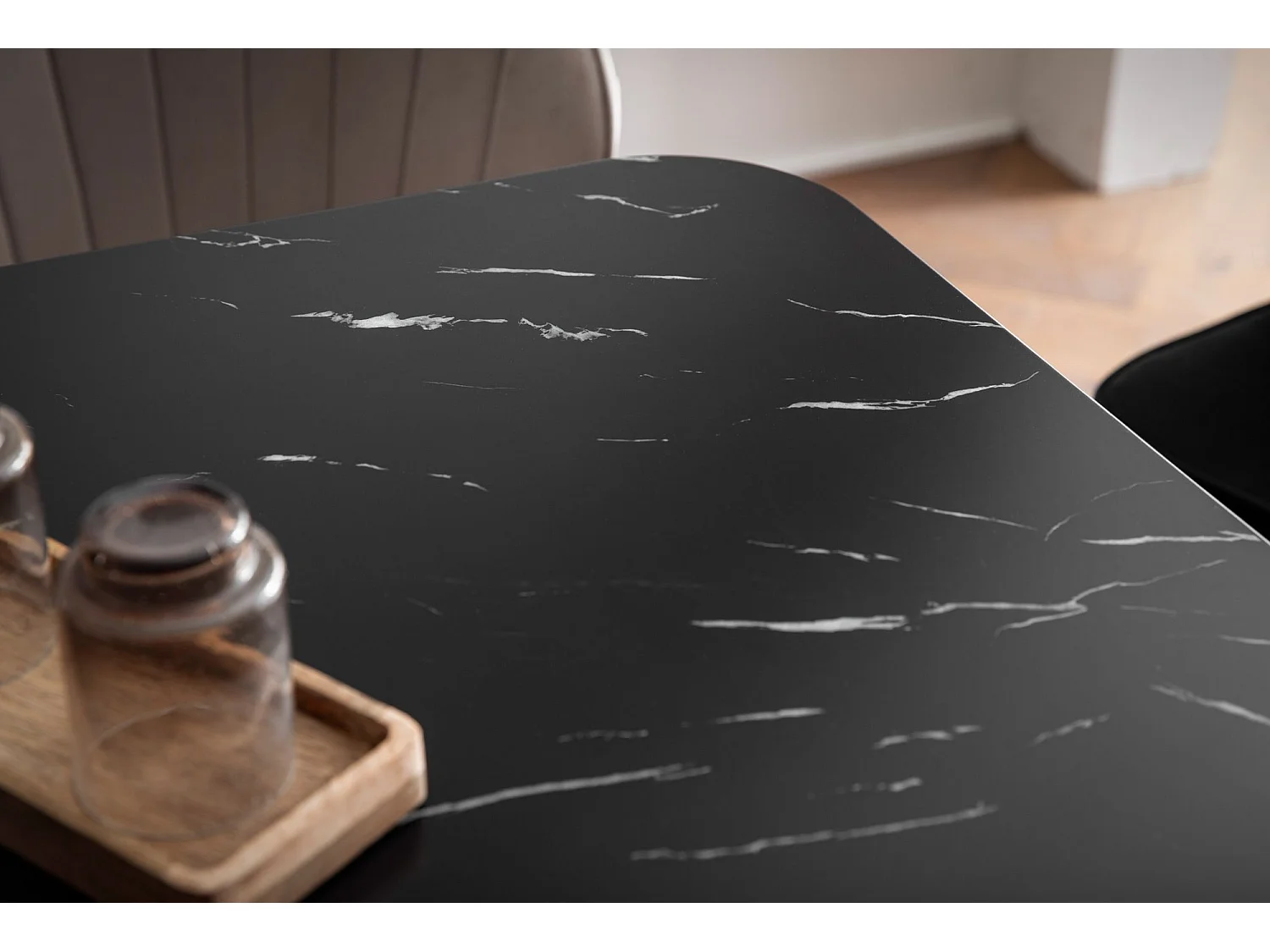 Table de salle à manger 120x60x76 cm Table de salle à manger noire aspect marbre moderne, petite