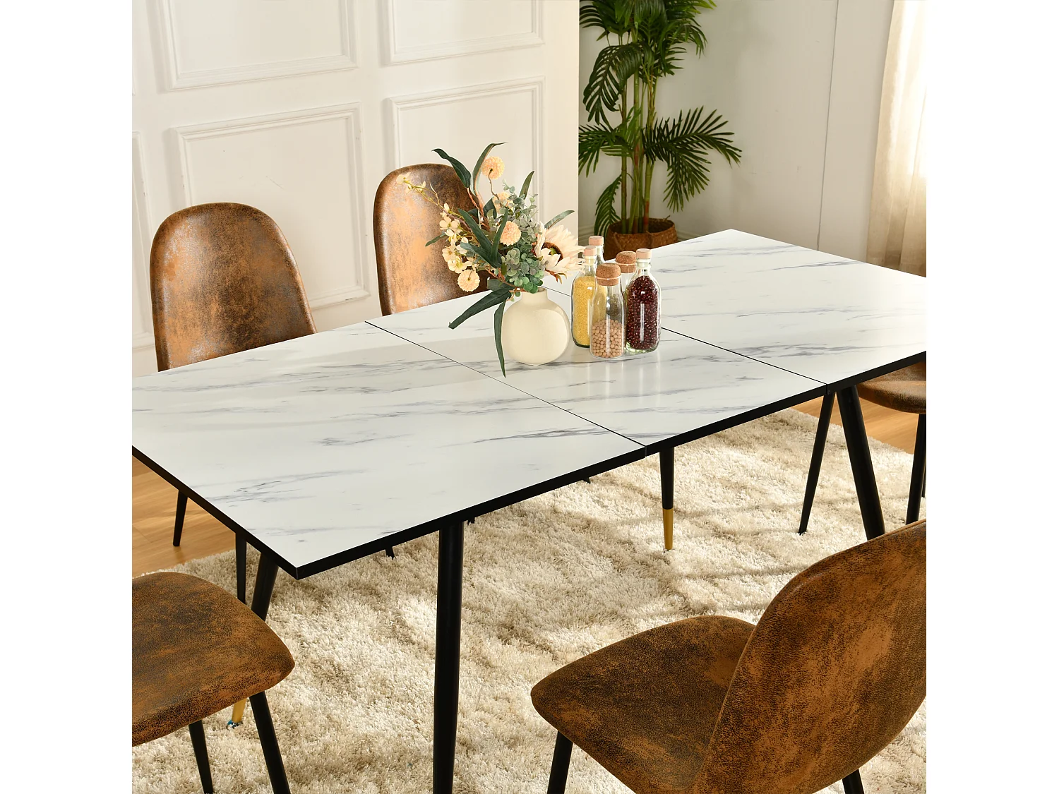 URBAN MEUBLE Table de salle à manger rectangulaire extensible blanche effet marbre de style scandinave pieds points dorés 120-160