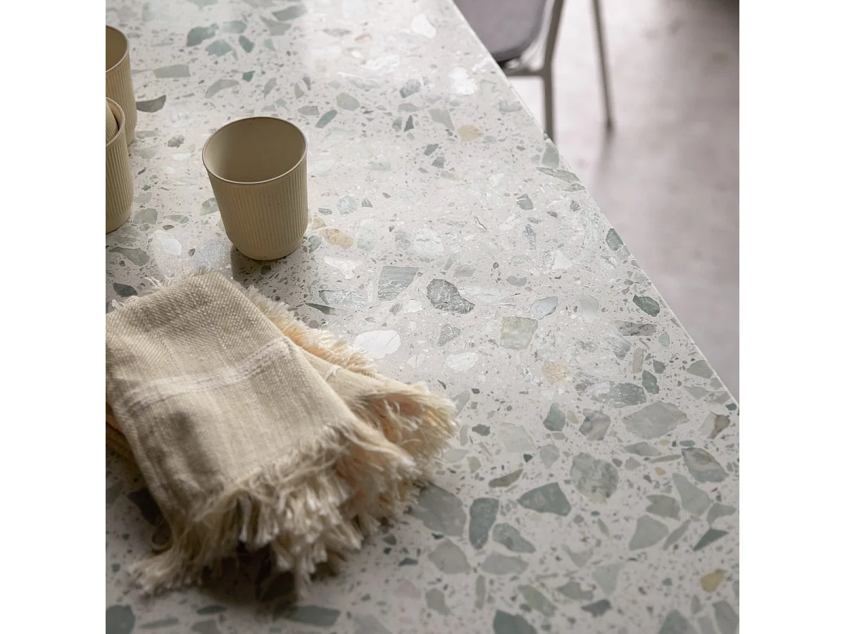 Table rectangulaire en terrazzo premium et métal 160 Elio green