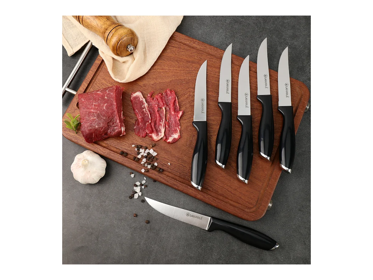 Set de 6 couteaux à steak en acier noir - "Lumin"