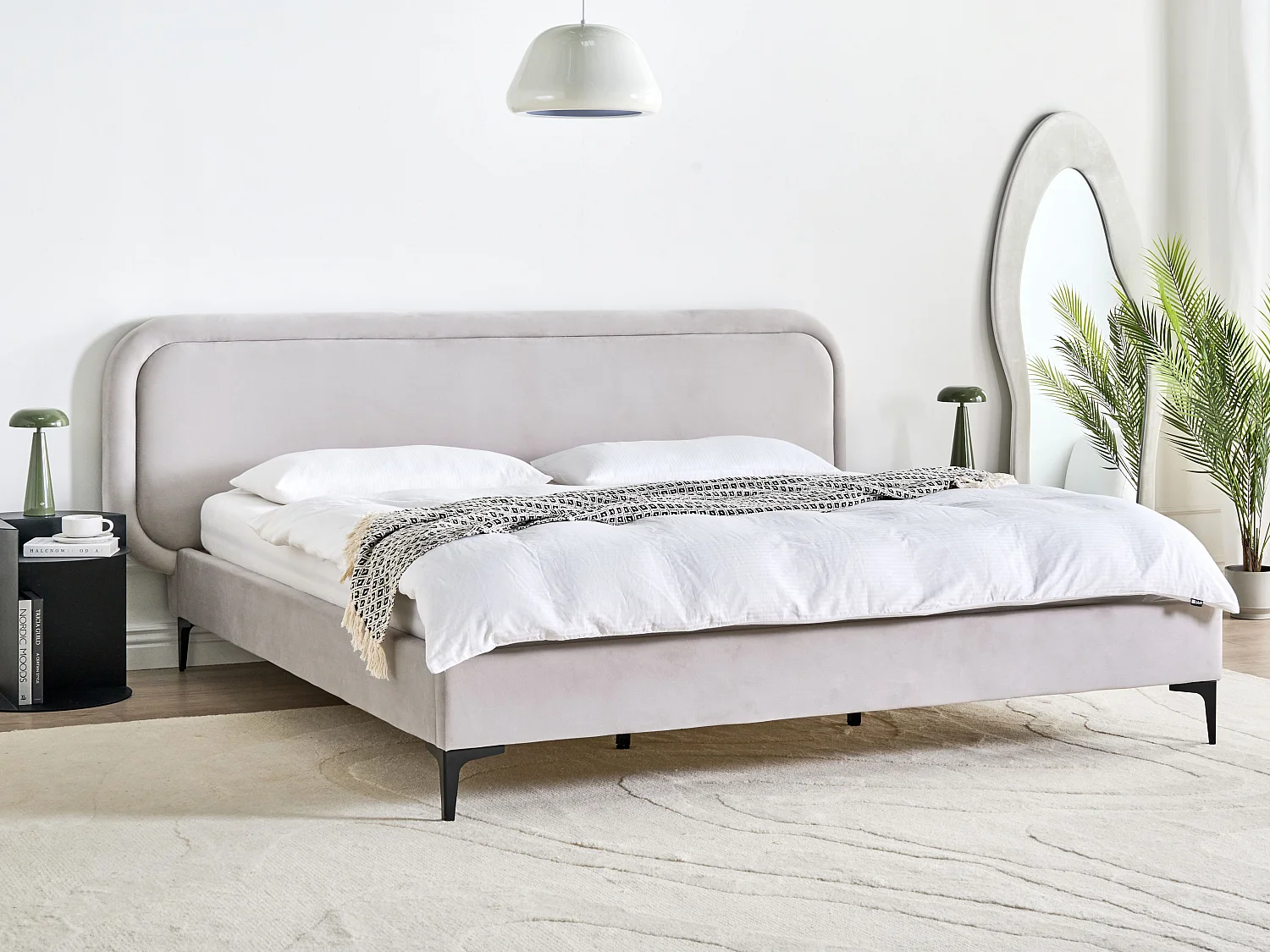 Lit avec sommier Velours SUZETTE 180 x 200 cm Gris clair
