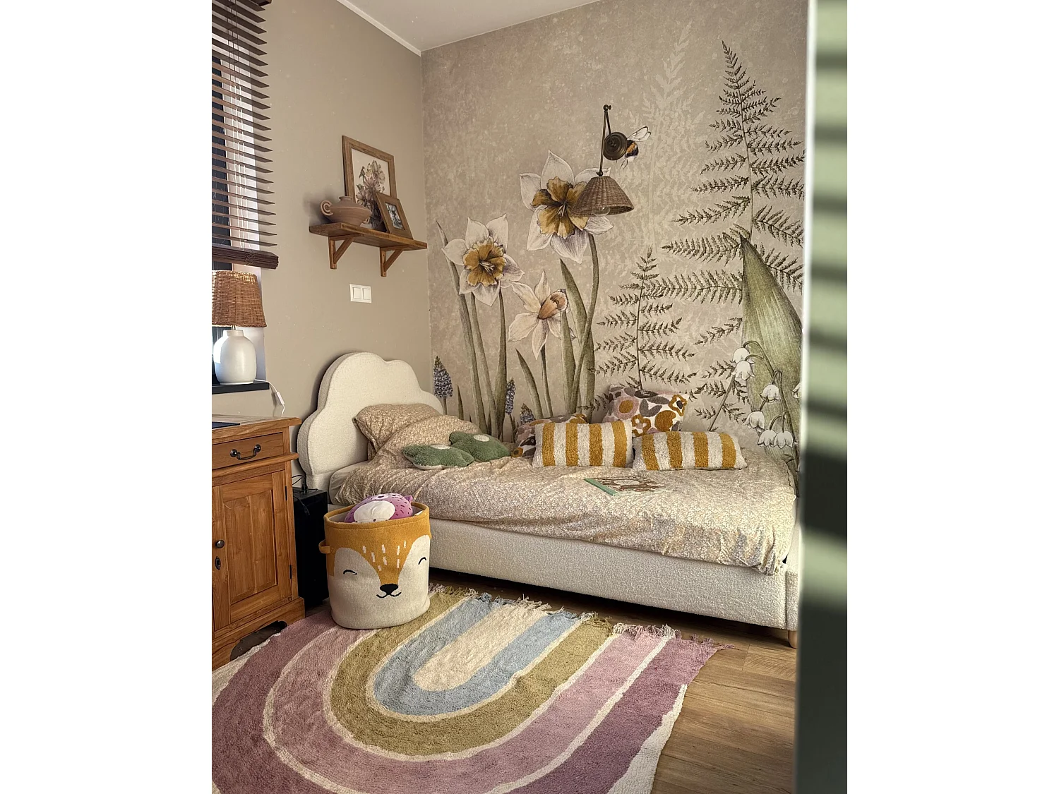 Kids Bed Cloud Boucle BELLEVUE 90 x 200 cm (EU Single) Off-White